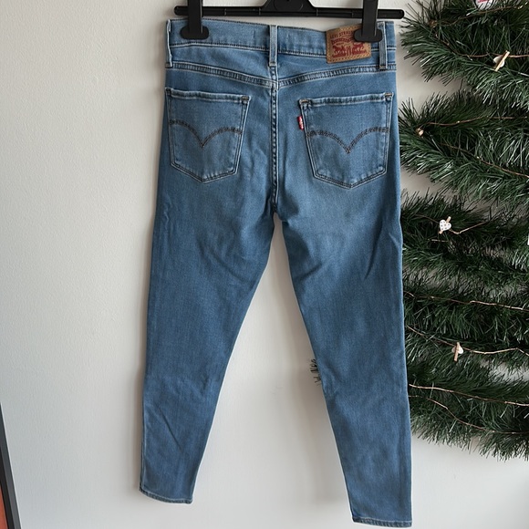 Leviโs high rise super skinny Jean - 720 - size 26 - perfect condition! - Picture 5 of 5
